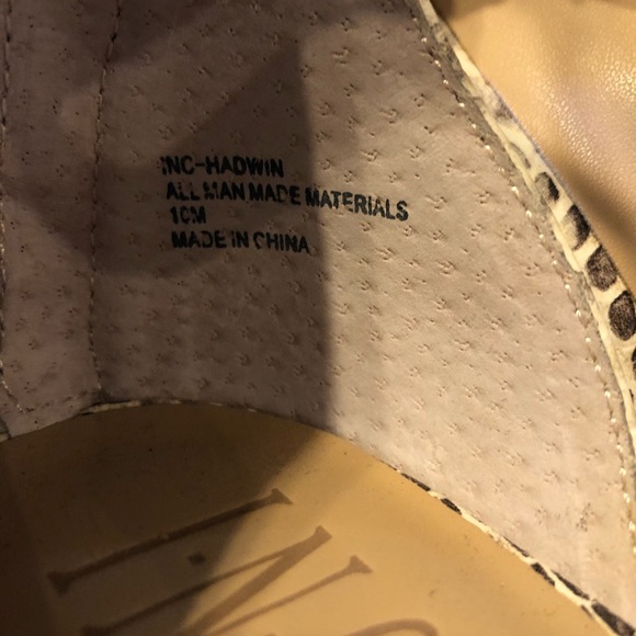 Snake scallops block heel snake print block heel size 10M - Picture 2 of 7